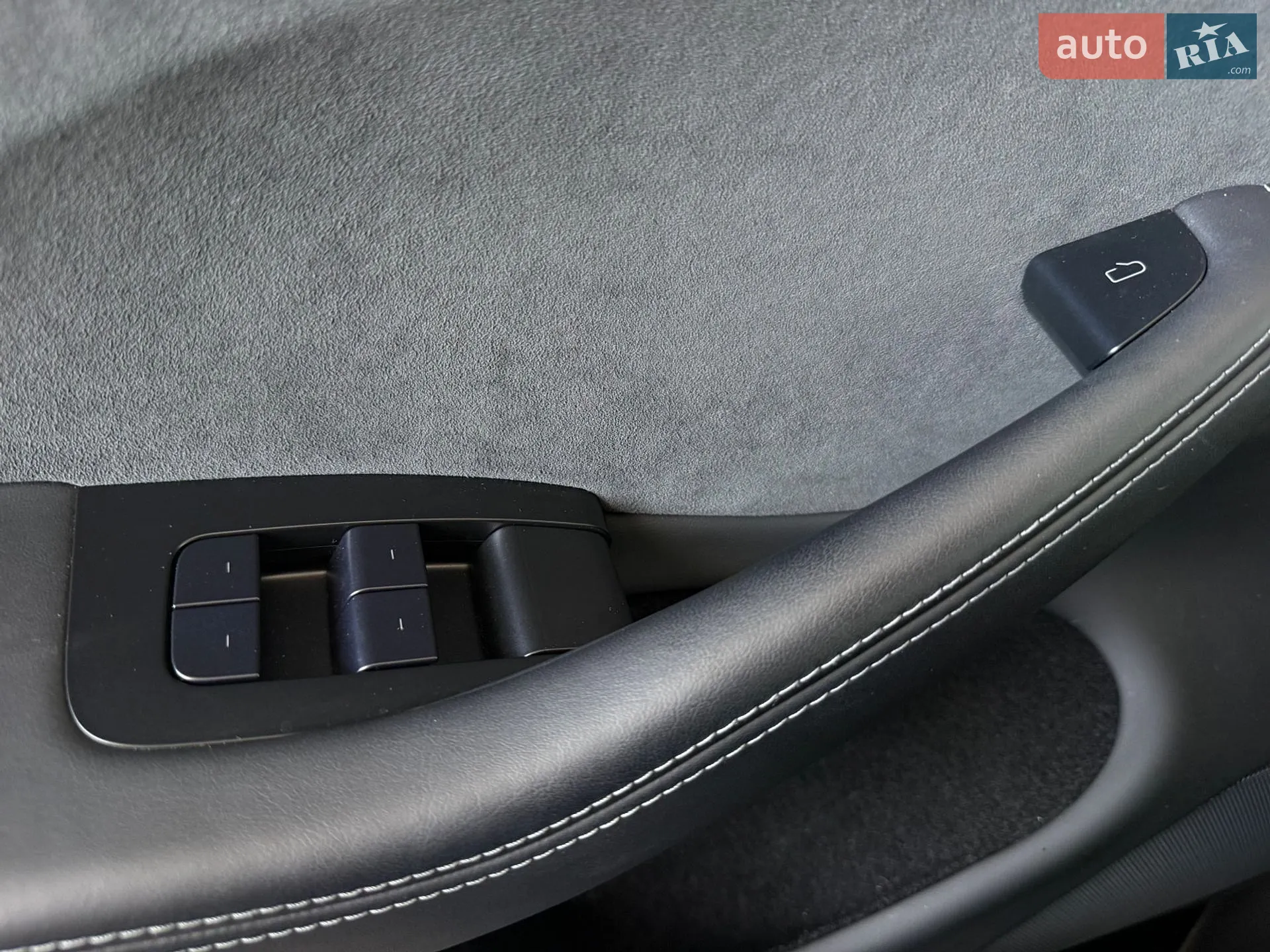 2024 Tesla Model 3 - мініатюра 12