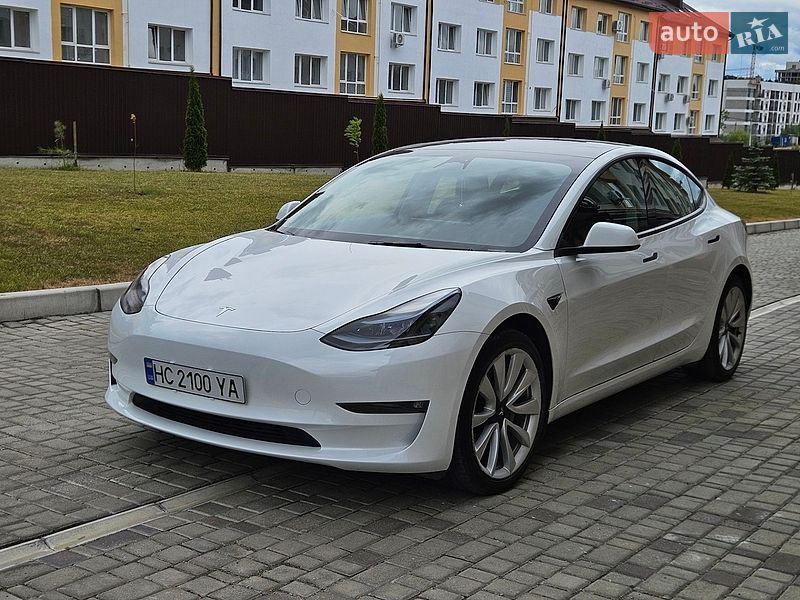 Седан Tesla Model 3 2023 в Львове фото Седан Tesla Model 3 2023 в Львове
