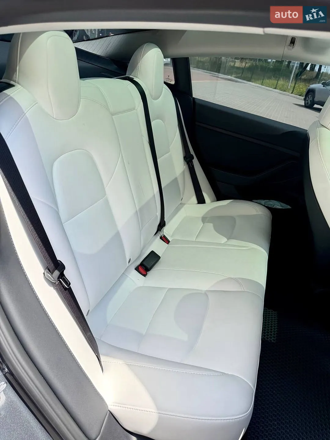 2022 Tesla Model 3 - мініатюра 14