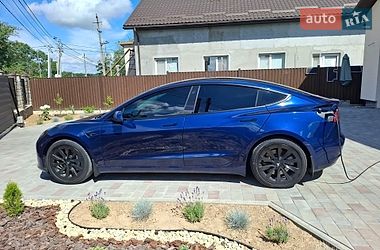 Седан Tesla Model 3 2022 в Вінниці