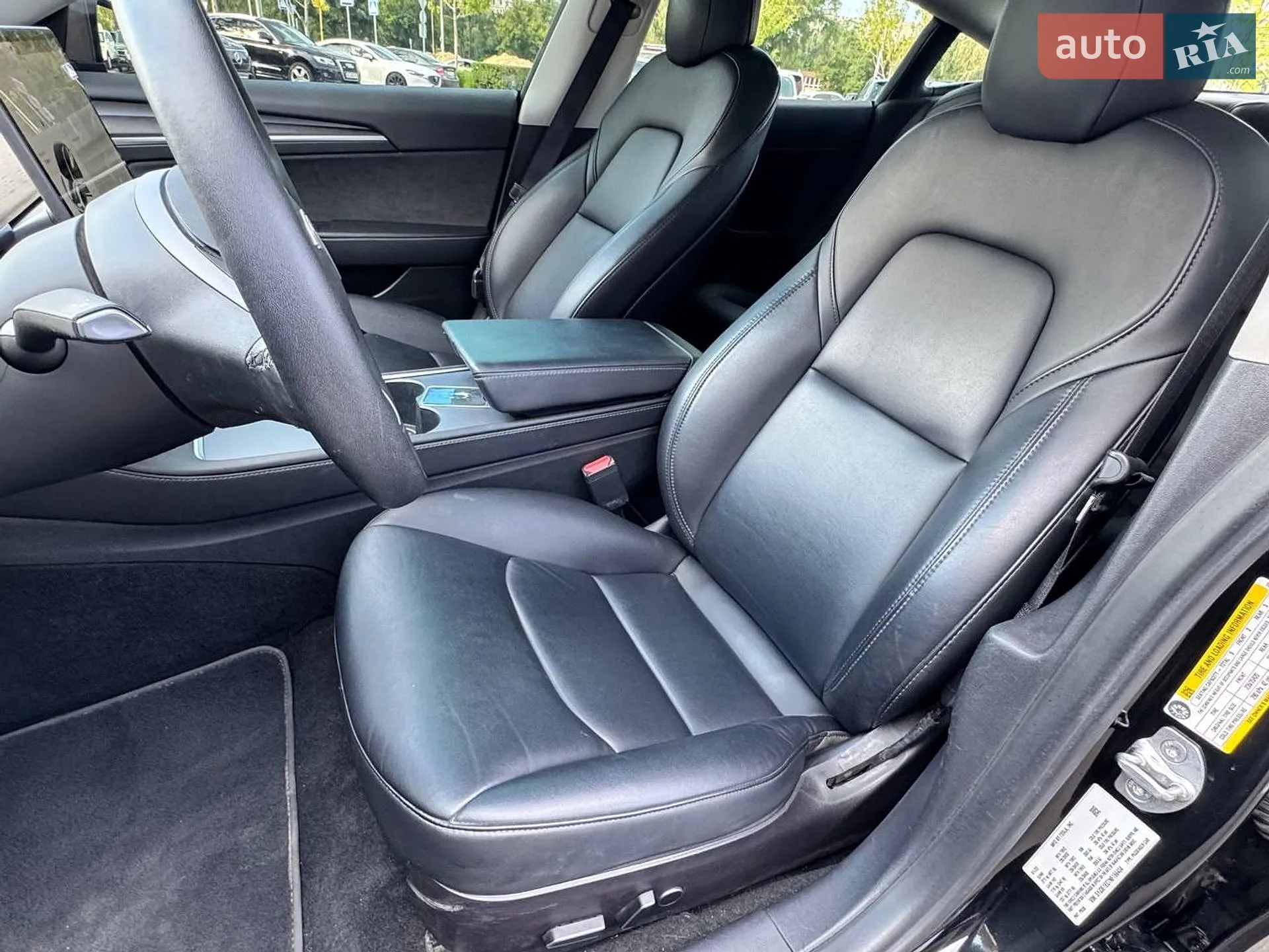 2022 Tesla Model 3 - мініатюра 8