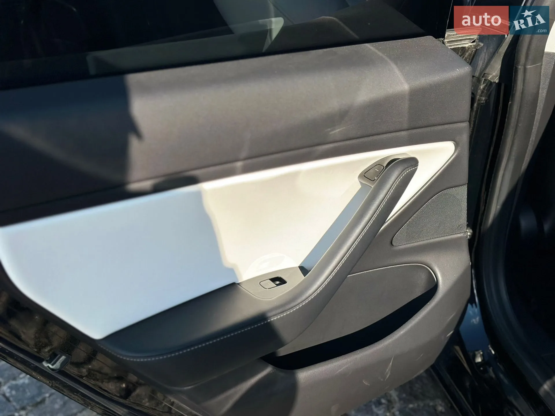 2018 Tesla Model 3 - мініатюра 11