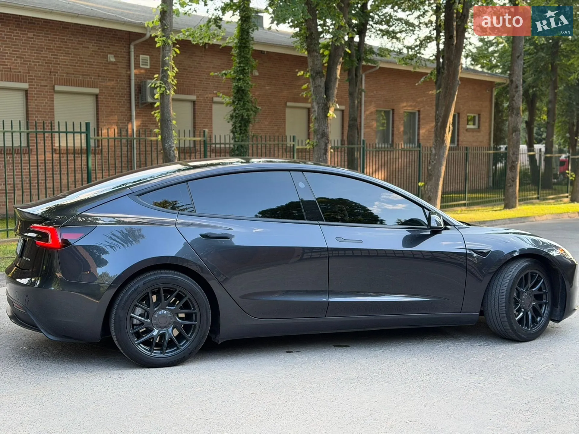 2024 Tesla Model 3 - мініатюра 11