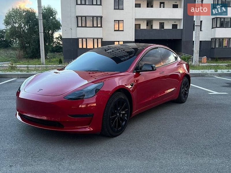 Седан Tesla Model 3 2021 в Харькове