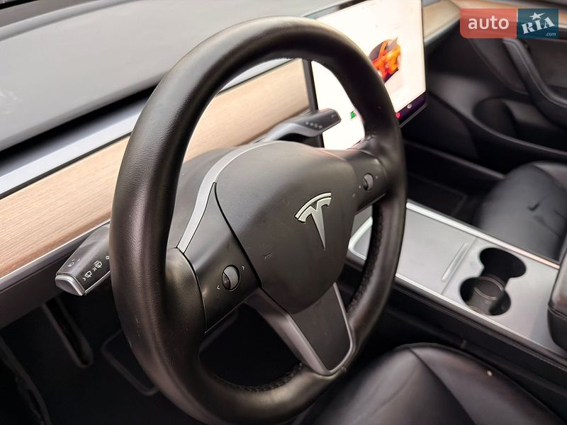 Седан Tesla Model 3 2022 в Луцке фото 11 Седан Tesla Model 3 2022 в Луцке