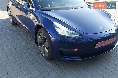 Седан Tesla Model 3 2019 в Полтаві