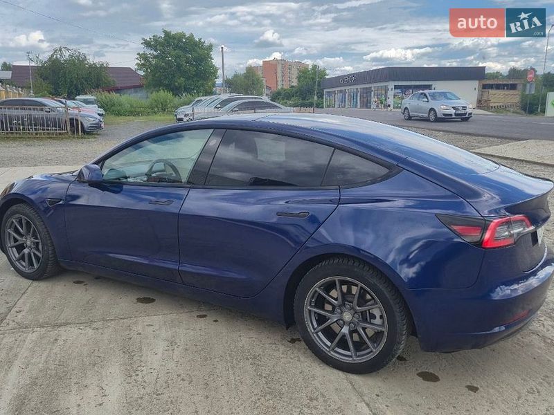 Седан Tesla Model 3 2021 в Солотвині фото 11 Седан Tesla Model 3 2021 в Солотвині