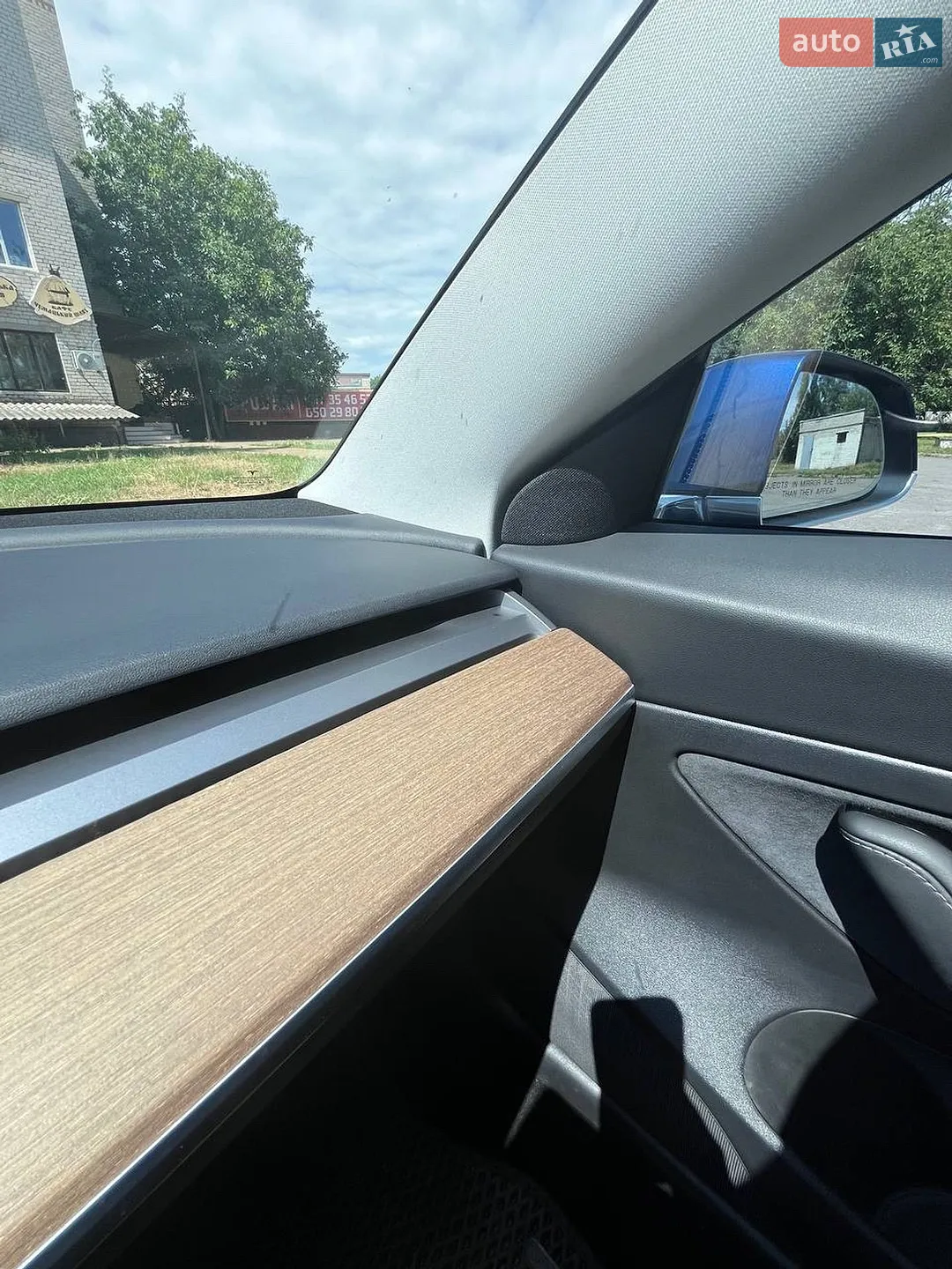 2019 Tesla Model 3 - мініатюра 10