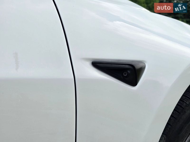 Седан Tesla Model 3 2021 в Тернополі
