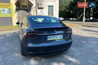 Седан Tesla Model 3 2021 в Барышевке