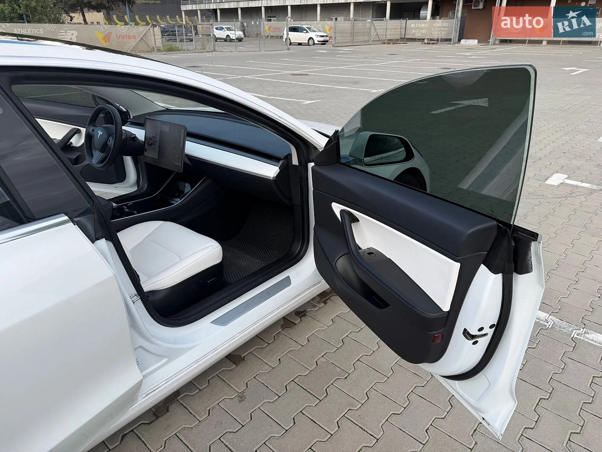 2019 Tesla Model 3 - мініатюра 16