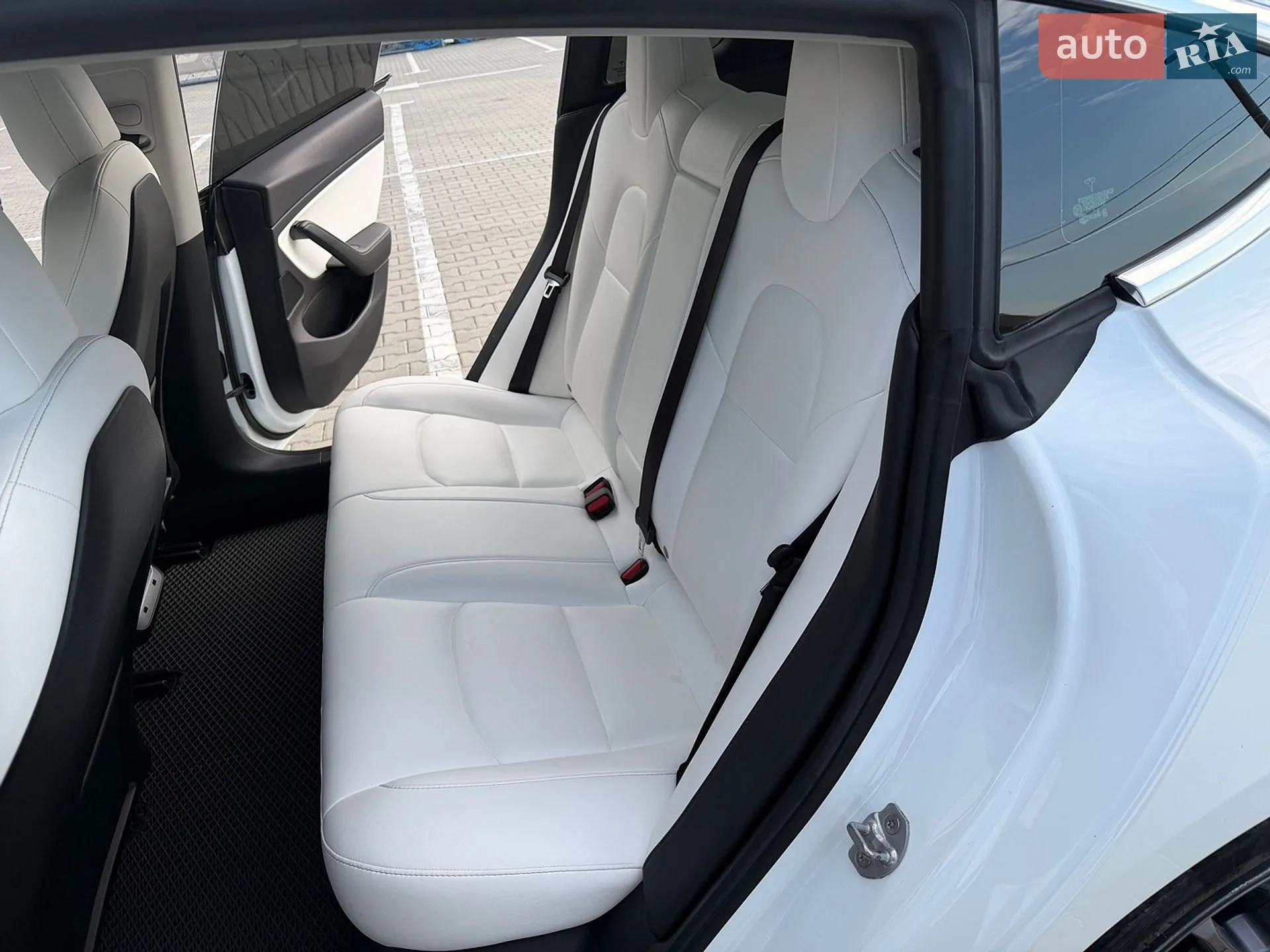 2019 Tesla Model 3 - мініатюра 18