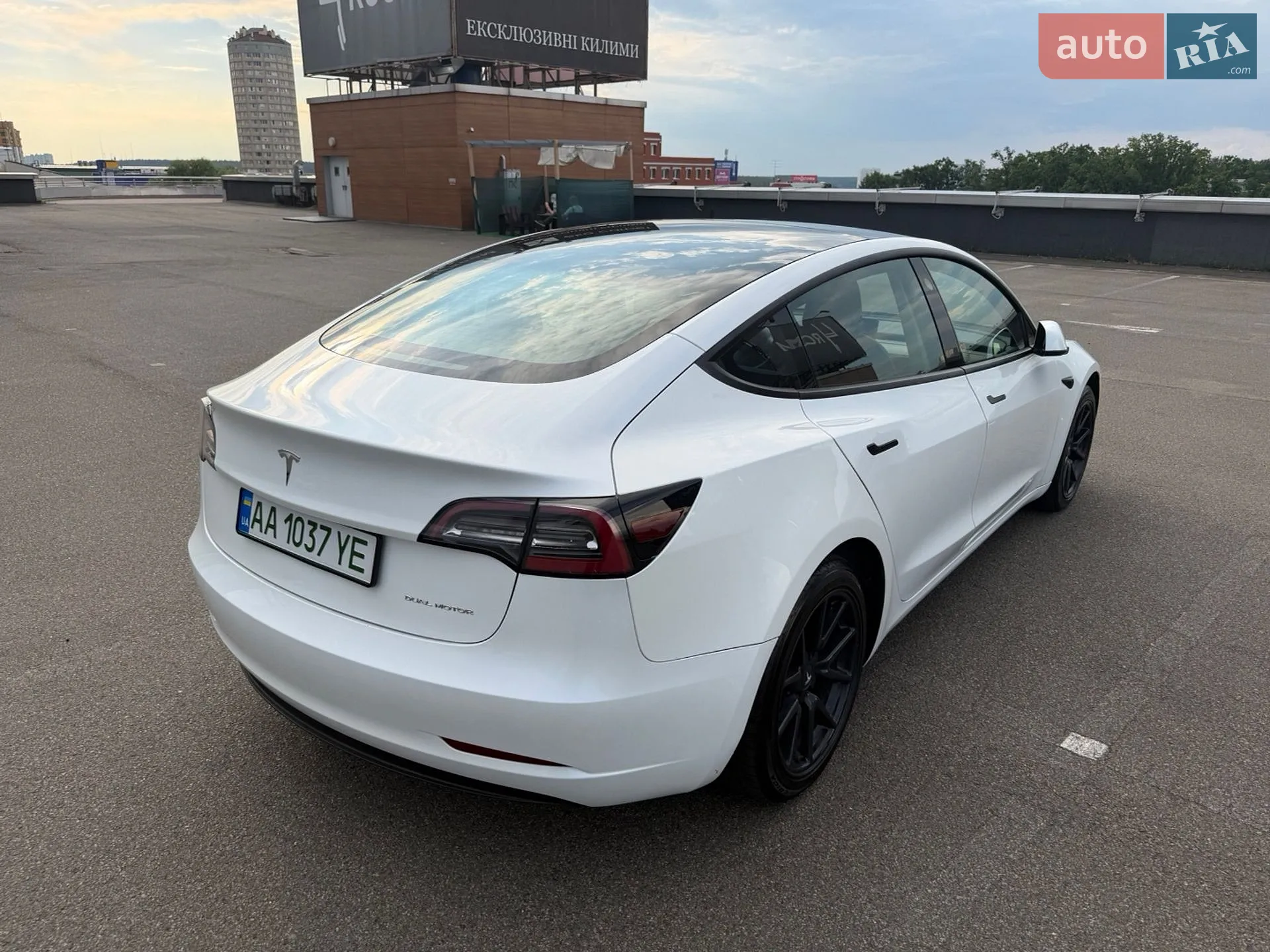 2022 Tesla Model 3 - мініатюра 10