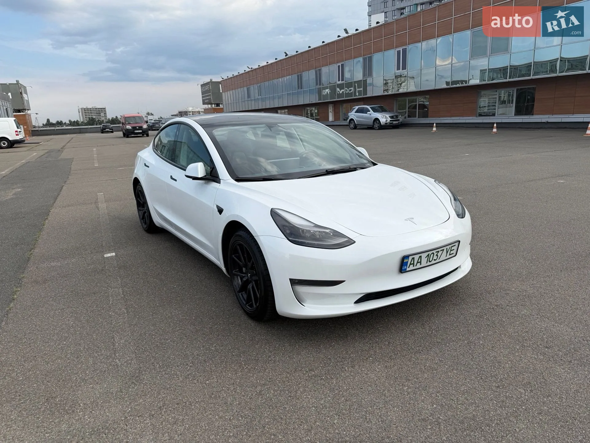 2022 Tesla Model 3 - мініатюра 15