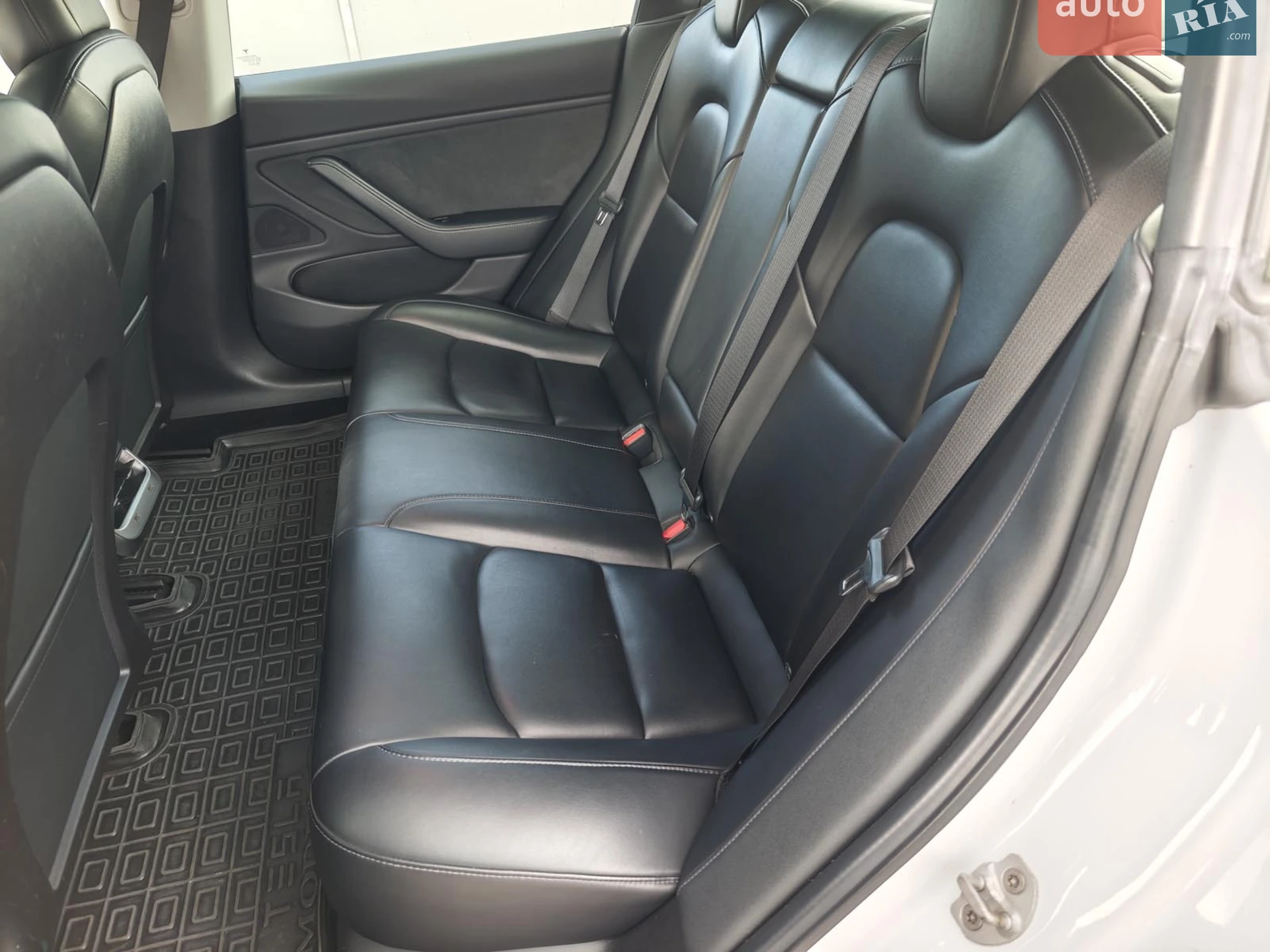 2019 Tesla Model 3 - мініатюра 13