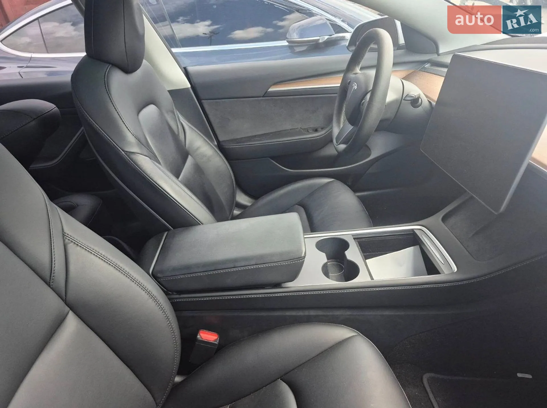 2022 Tesla Model 3 - мініатюра 15