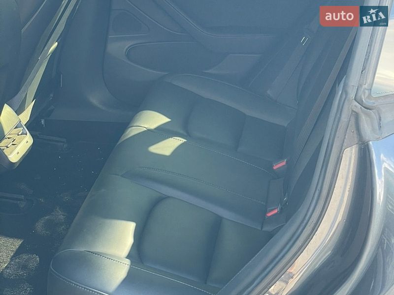 Седан Tesla Model 3 2019 в Харькове