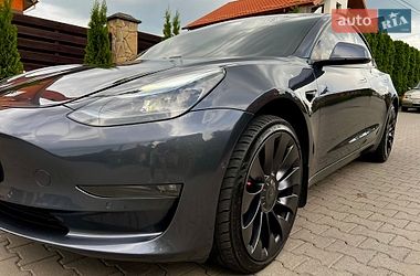 Седан Tesla Model 3 2021 в Хмельницком
