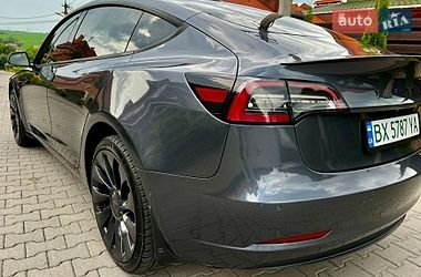 Седан Tesla Model 3 2021 в Хмельницком