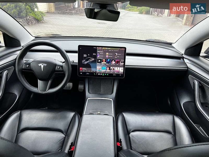Седан Tesla Model 3 2021 в Хмельницком