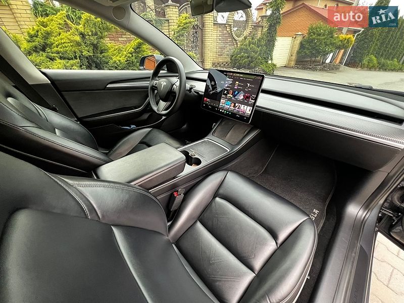 Седан Tesla Model 3 2021 в Хмельницькому