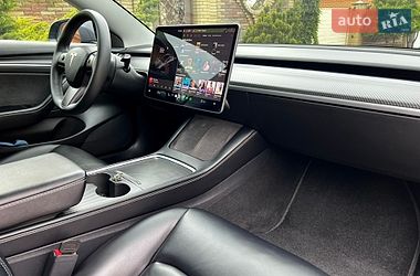Седан Tesla Model 3 2021 в Хмельницком