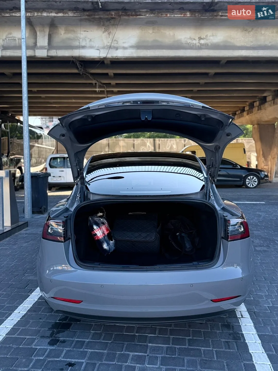 2022 Tesla Model 3 - мініатюра 11