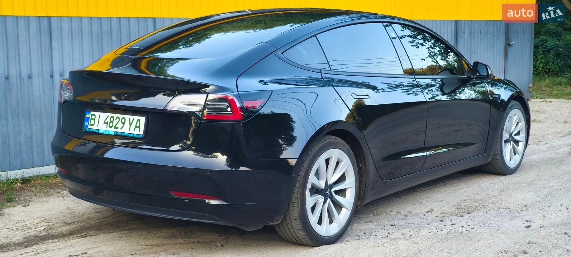 2021 Tesla Model 3 - мініатюра 3