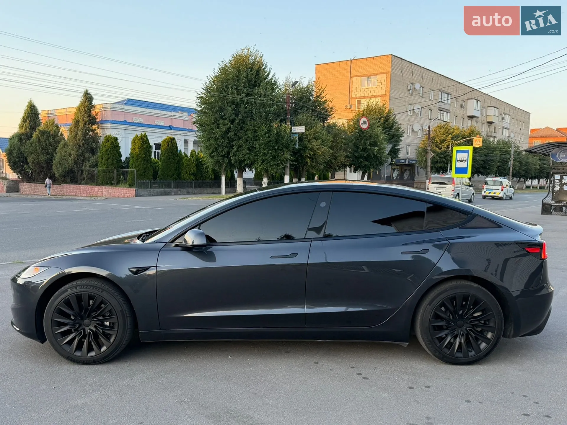 2024 Tesla Model 3 - мініатюра 8