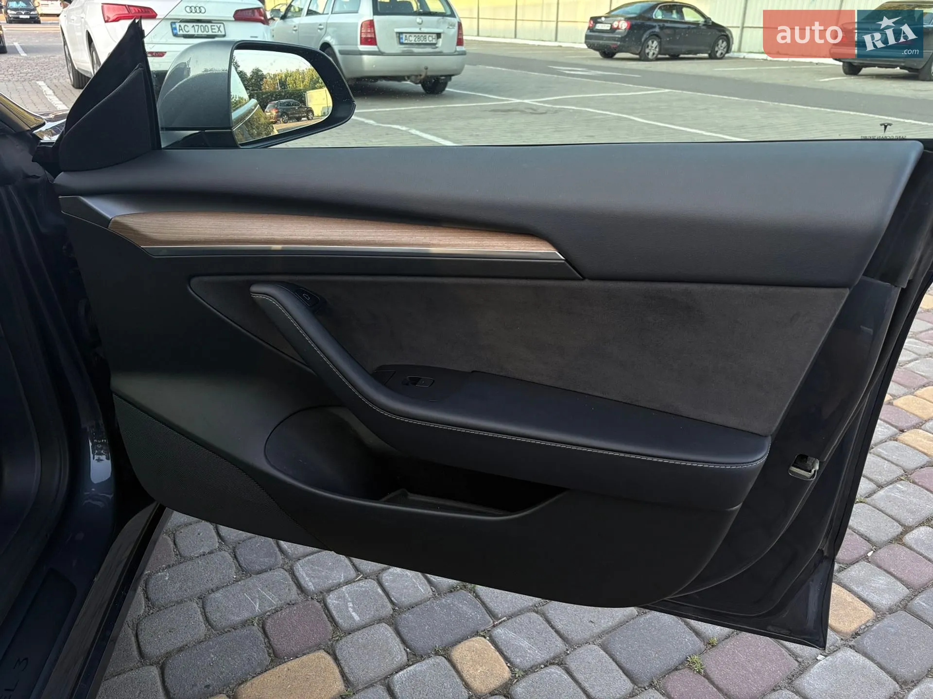 2022 Tesla Model 3 - мініатюра 26
