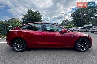 Седан Tesla Model 3 2023 в Одессе