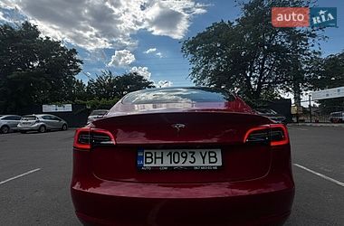 Седан Tesla Model 3 2023 в Одессе