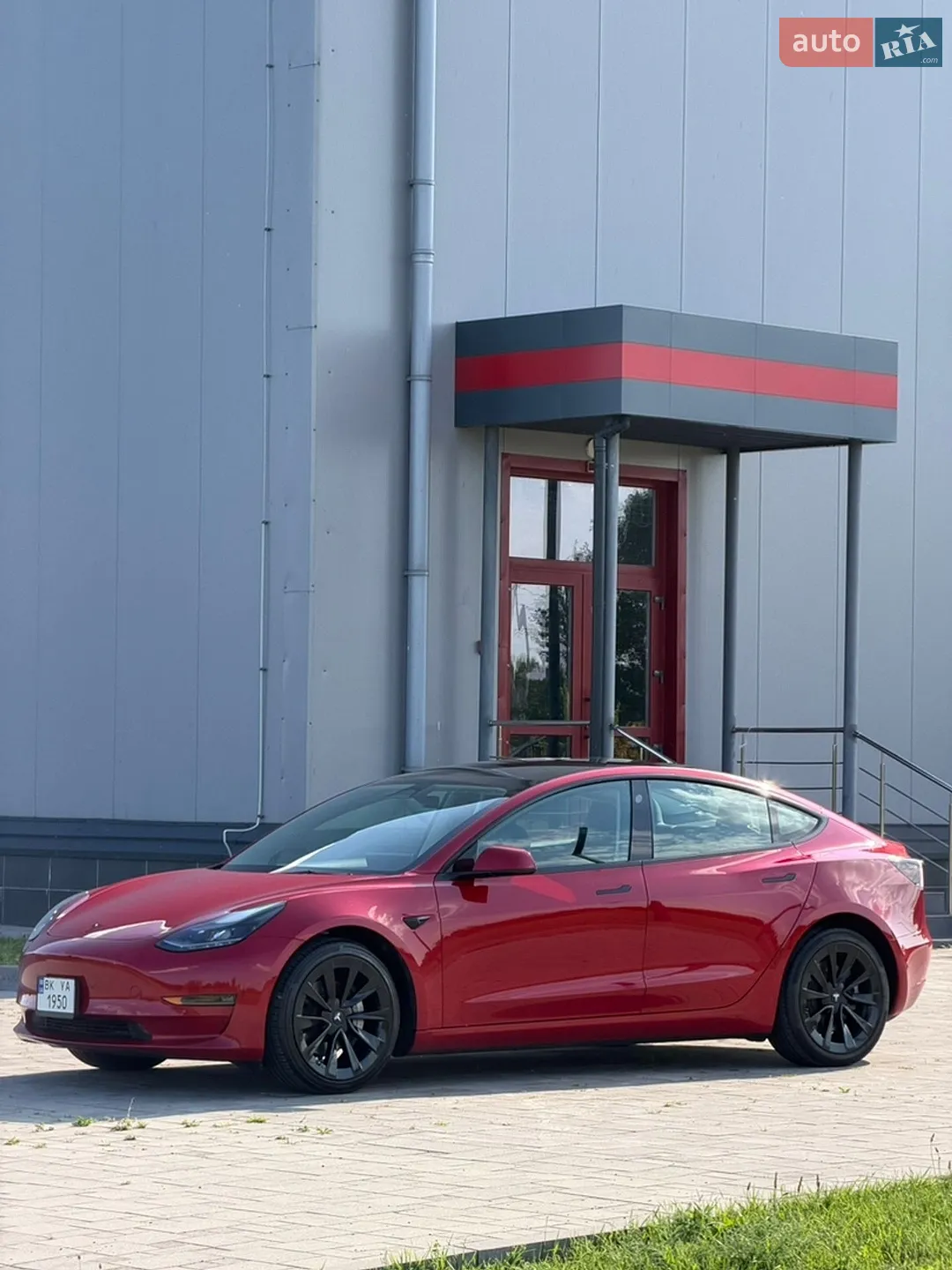2022 Tesla Model 3 - мініатюра 9