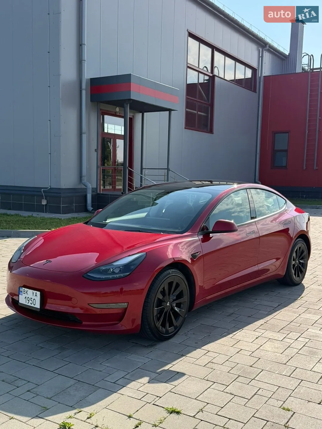 2022 Tesla Model 3 - мініатюра 11