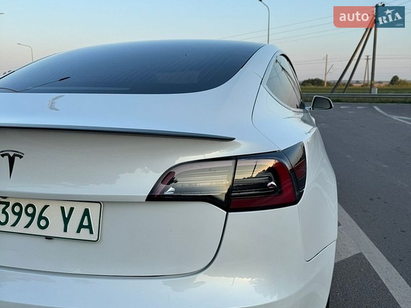Седан Tesla Model 3 2019 в Луцьку фото 8 Седан Tesla Model 3 2019 в Луцьку