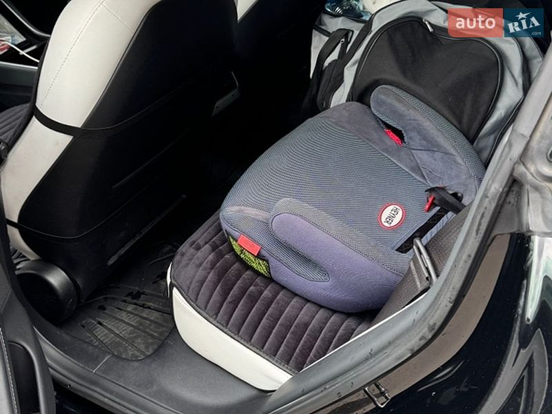Седан Tesla Model 3 2020 в Харькове