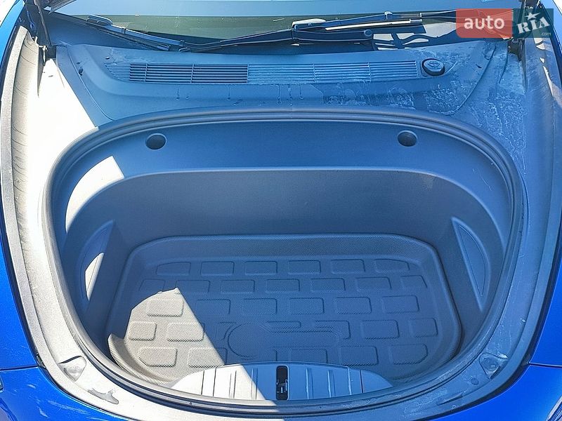 Седан Tesla Model 3 2023 в Виннице фото 21 Седан Tesla Model 3 2023 в Виннице