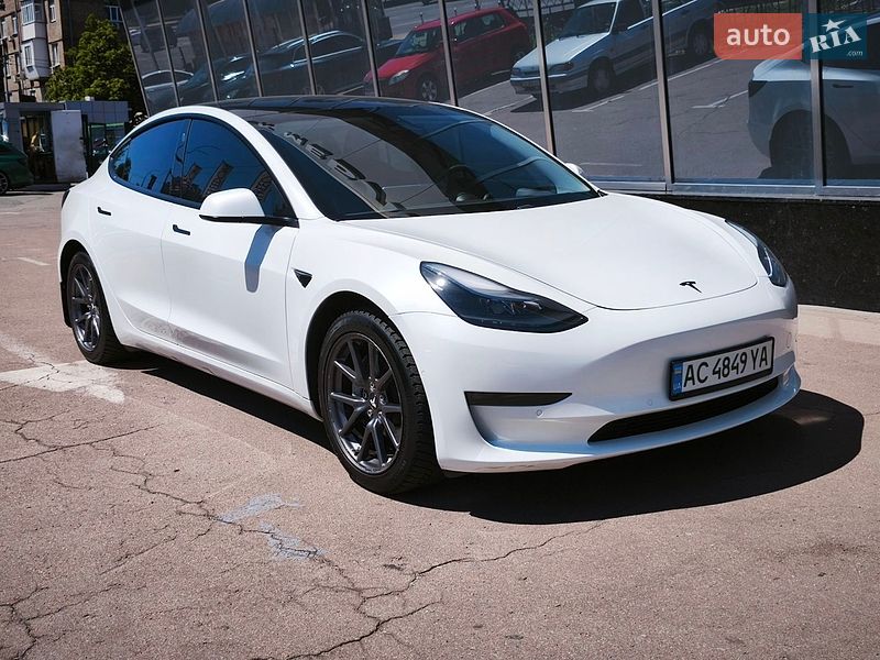 Tesla Model 3 2020 Tesla Model 3 2020
