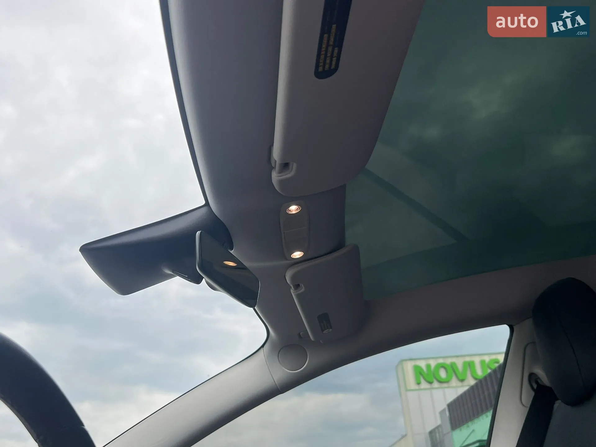 2022 Tesla Model 3 - мініатюра 26