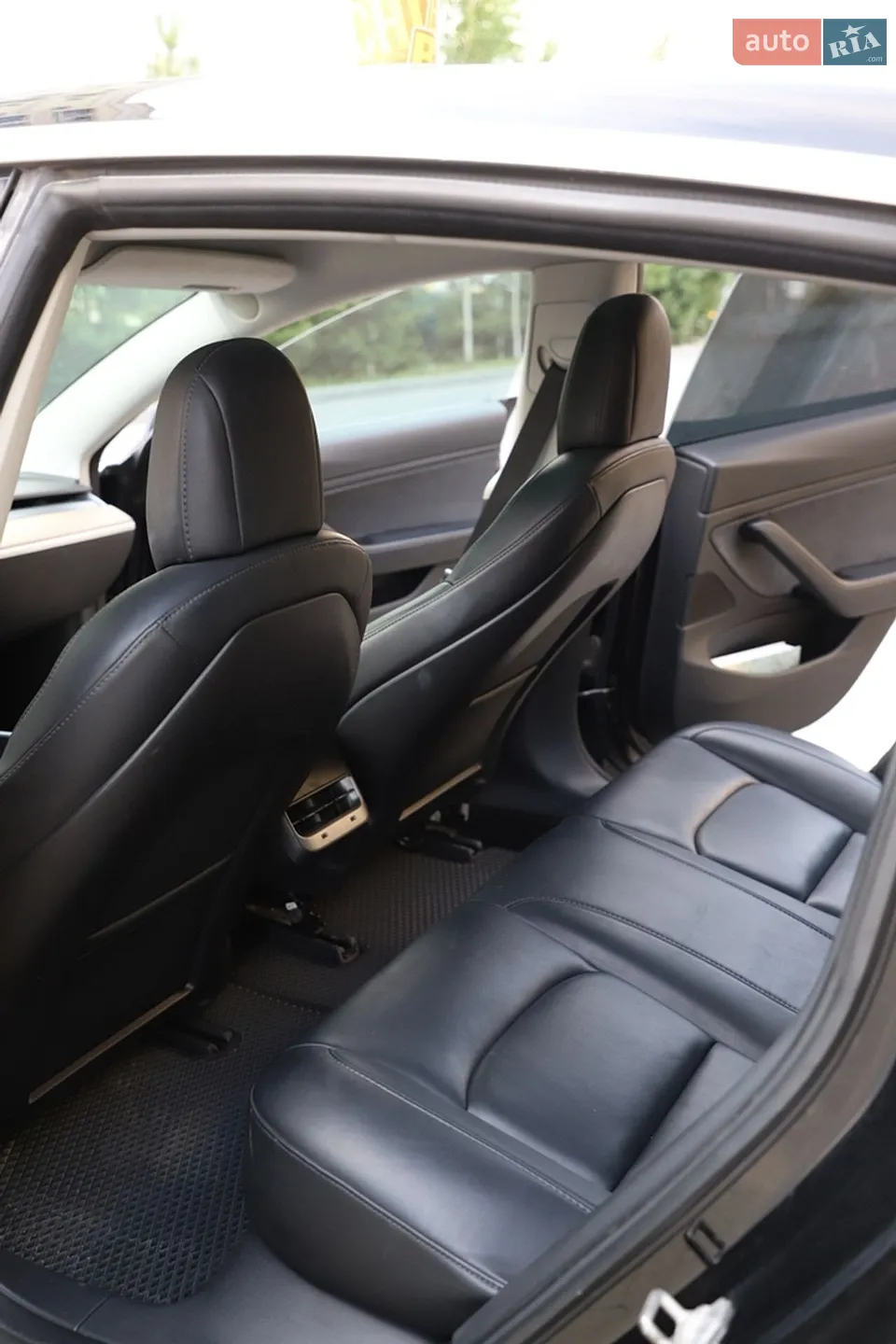 2018 Tesla Model 3 - мініатюра 18