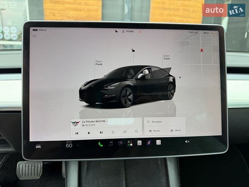 Седан Tesla Model 3 2022 в Львові