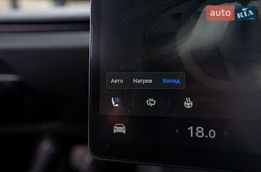 Седан Tesla Model 3 2024 в Киеве