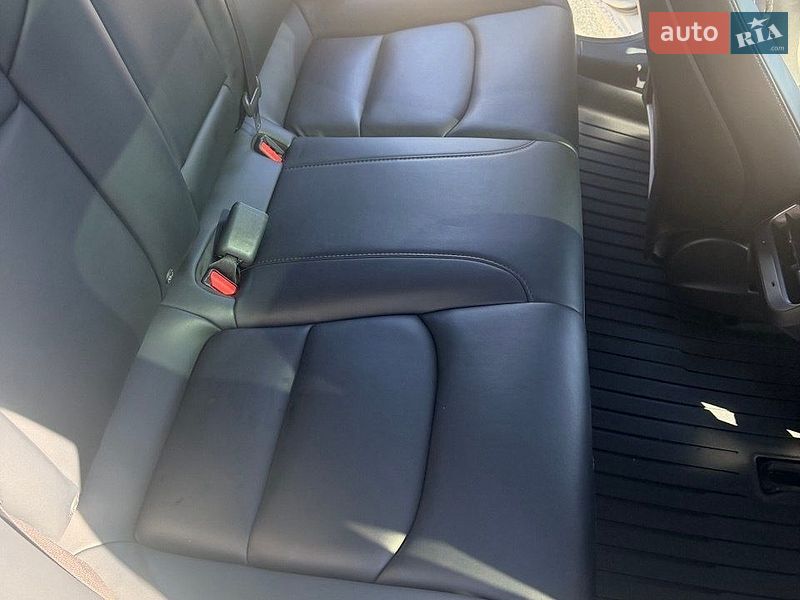 Седан Tesla Model 3 2020 в Киеве