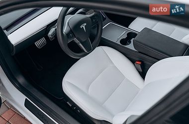 Седан Tesla Model 3 2023 в Киеве фото 11 Седан Tesla Model 3 2023 в Киеве