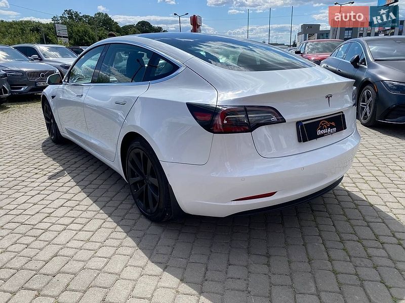 Седан Tesla Model 3 2018 в Львове фото 5 Седан Tesla Model 3 2018 в Львове