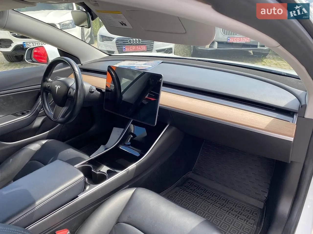2018 Tesla Model 3 - мініатюра 8