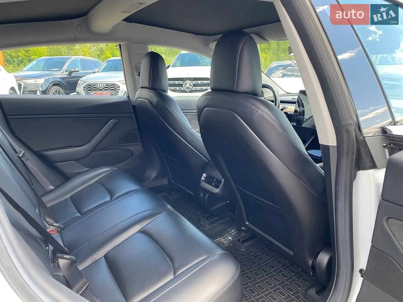 2018 Tesla Model 3 - мініатюра 18