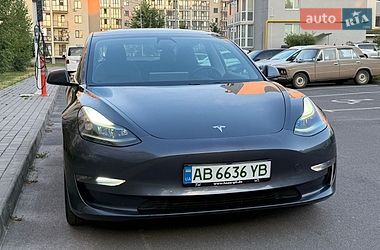 Седан Tesla Model 3 2021 в Виннице