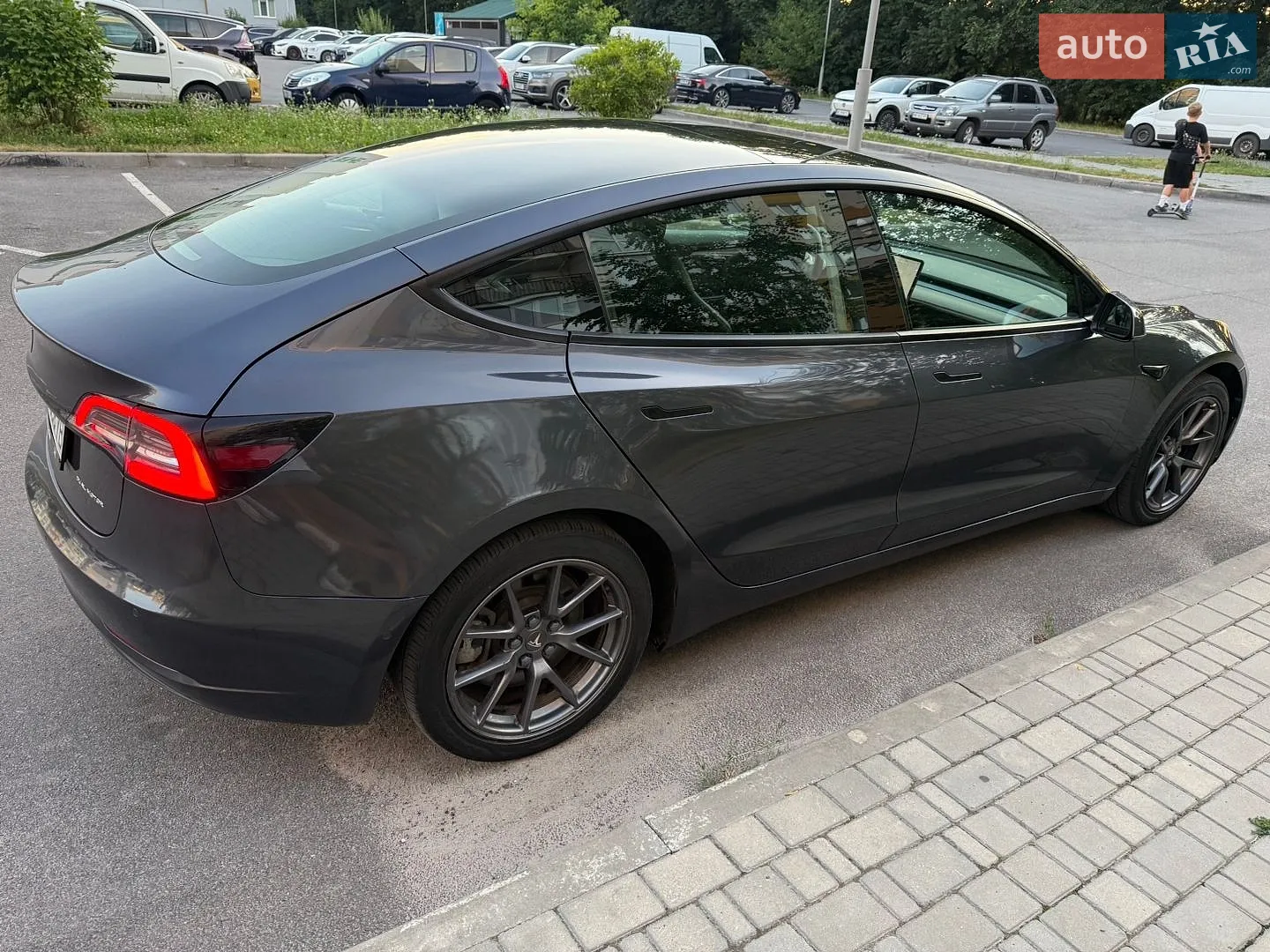 2021 Tesla Model 3 - мініатюра 11