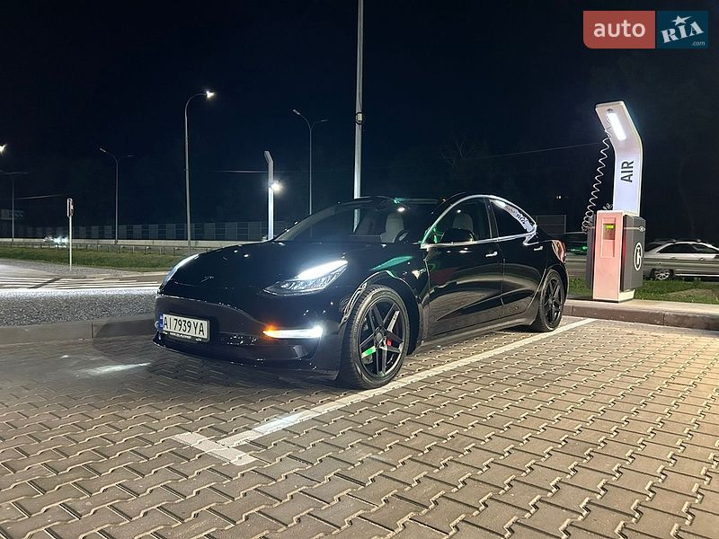 Седан Tesla Model 3 2019 в Киеве фото 6 Седан Tesla Model 3 2019 в Киеве